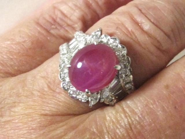 極美品 Pt900プラチナリング スタールビー6.745ct ダイヤ1.13ct < 女性アクセサリー/時計 極美品 Pt900プラチナリング スタールビー6.745ct ダイヤ1.13ct < 女性アクセサリー/時計の