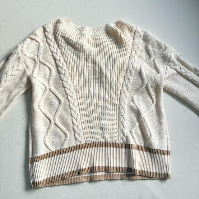 ���ɔ��i��3�����O���[�X�R���`�l���^�����h�J���背�[�X�A�b�v�j�b�g���A�C�{���[ �� �u�����h�� 