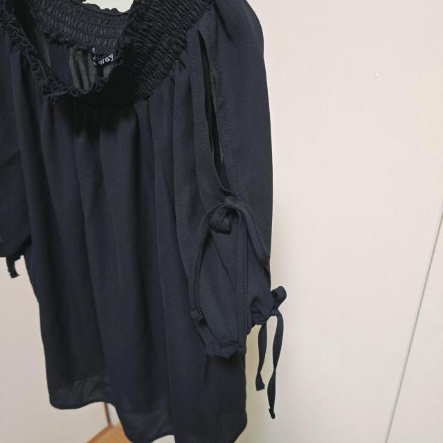 one way�@�����E�F�C�@�����u���E�X�u���b�N�@74 �� �u�����h�� 