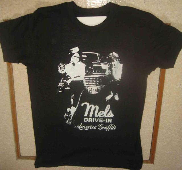 �A�����J���E�O���t�B�e�B�̃E�G�C�g���X�@T�V���c�@M�EL�E2L.��3�T�C�Y���� �� �j���t�@�b�V������ 