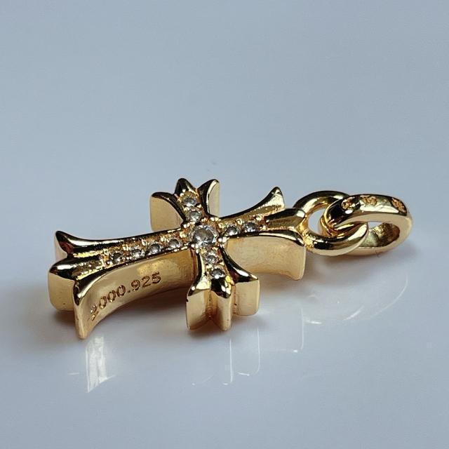 ノーブランド 【ペンダント】 ベビーファット 22k加工 パヴェ silver925 刻印入り < 男性アクセサリー/時計 ノーブランド 【ペンダント】 ベビーファット 22k加工 パヴェ silver925 刻印入り < 男性アクセサリー/時計の