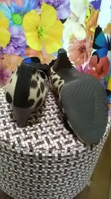 (ジ)レオパ柄フリル パンプス・M < 女性ファッション (ジ)レオパ柄フリル パンプス・M < 女性ファッションの