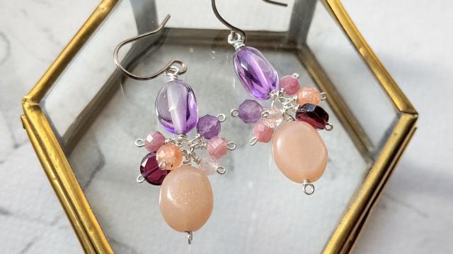 *オレンジムーンストーンとパープルクォーツのピアス*SF 23051 < 女性アクセサリー/時計 *オレンジムーンストーンとパープルクォーツのピアス*SF 23051 < 女性アクセサリー/時計の