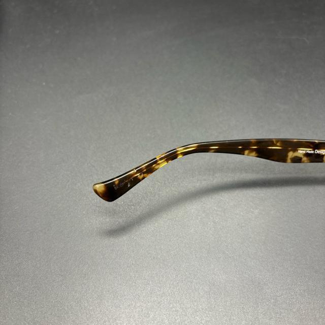  THRASHER XbV[ GLASSART Kl ዾ  uh 