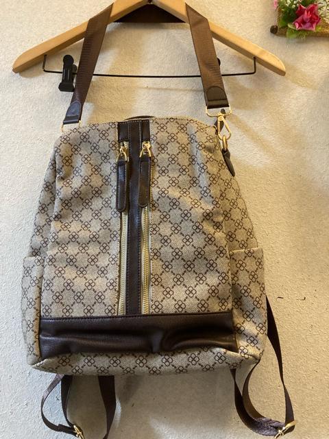 新品焦茶柄2wayショルダーリュック < 女性ファッション  新品焦茶柄2wayショルダーリュック  < 女性ファッションの
