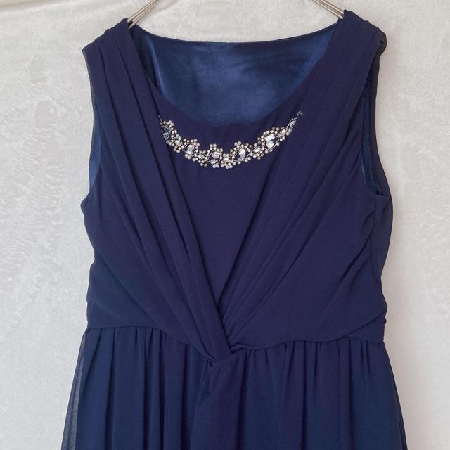 ネイビー ビーズ ビジュー 装飾 ドレープ ノースリーブ ドレス ワンピース M N2m < ブランド ネイビー ビーズ ビジュー 装飾 ドレープ ノースリーブ ドレス ワンピース M N2m < ブランドの