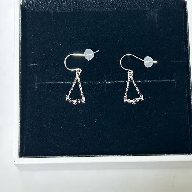 未使用 Pinky&Dianne ピンキー&ダイアン K10WG ピアス < ブランド 未使用 Pinky&Dianne ピンキー&ダイアン K10WG ピアス < ブランドの