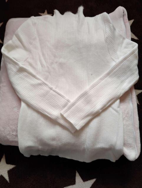 レディース 白色 リブニット ハイネックセーター 袖口ふわふわファー 長袖トップス 秋冬 < 女性ファッション レディース 白色 リブニット ハイネックセーター 袖口ふわふわファー 長袖トップス 秋冬 < 女性ファッションの