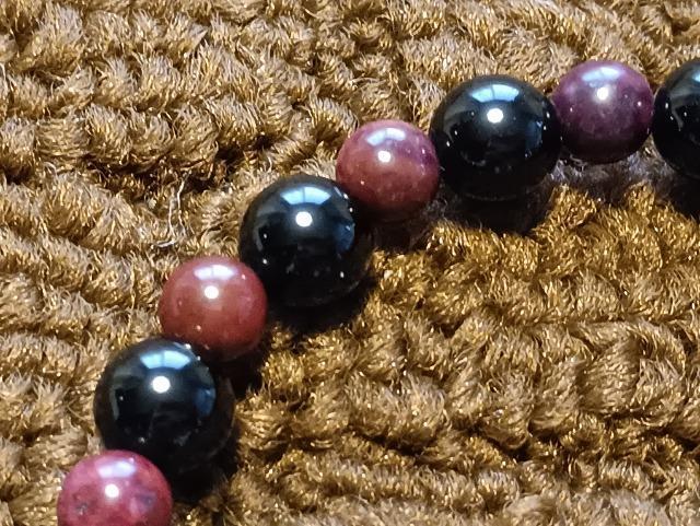 ��_���ł��B�u�������_�l�Ƌ��͂Ȗ������A�ω��̒����̃u���X���b�g�v3�_�Z�b�g�ł��B �� �����A�N�Z�T���[/���v�� 