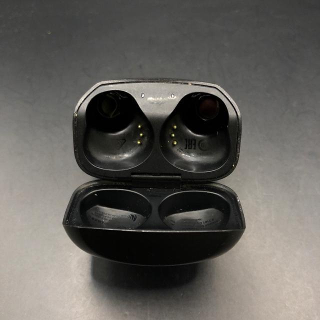 ���� JBL CLUB PRO + TWS ���C�����X�C���z�� �[�d�P�[�X�̂� �� �Ɠd/AV�� 