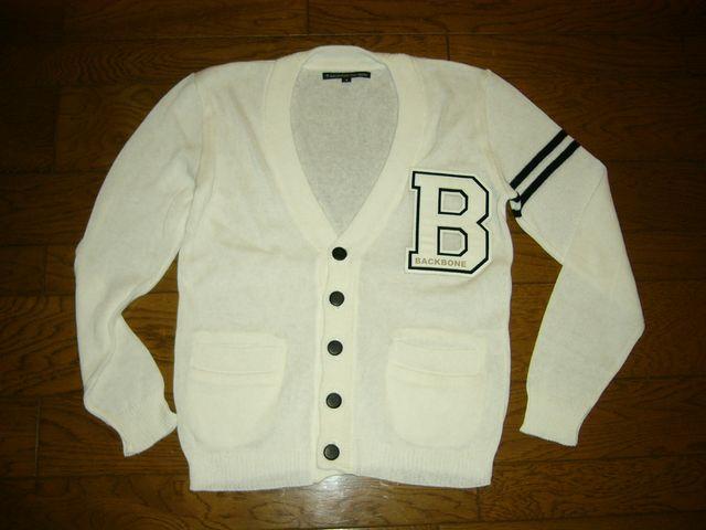 新品BACKBONEバックボーンカーディガンS白薄手カレッジロゴ < ブランド 新品BACKBONEバックボーンカーディガンS白薄手カレッジロゴ < ブランドの