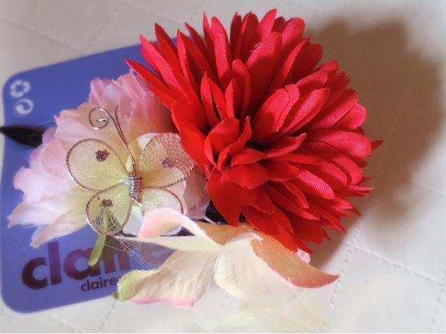 大振りフラワー&蝶●ヘアアクセサリー【新品未使用】浴衣 成人式 ウェディング結婚式ブライダル < 女性アクセサリー/時計 大振りフラワー&蝶●ヘアアクセサリー【新品未使用】浴衣 成人式 ウェディング結婚式ブライダル < 女性アクセサリー/時計の