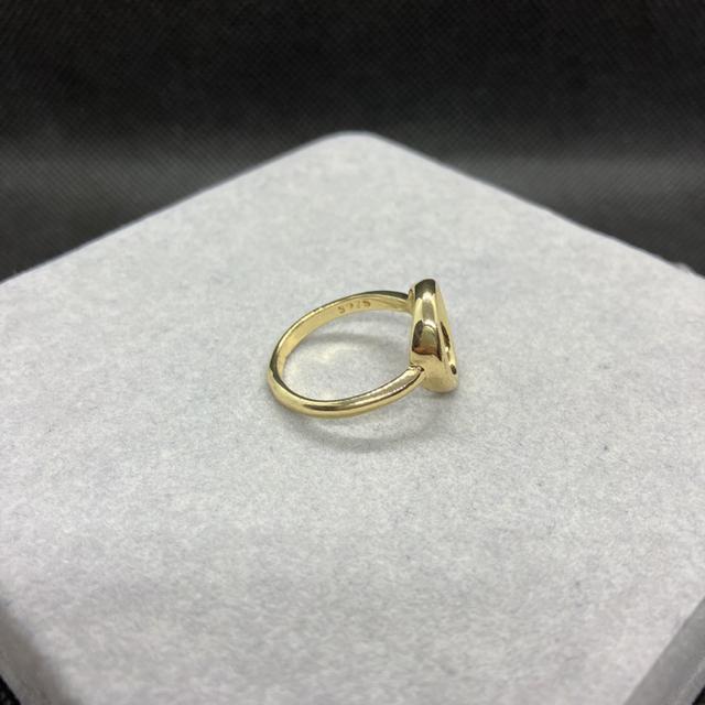 即決 S925 シルバー ゴールドカラー リング 指輪 11号 < 女性アクセサリー/時計  即決 S925 シルバー ゴールドカラー リング 指輪 11号 < 女性アクセサリー/時計の