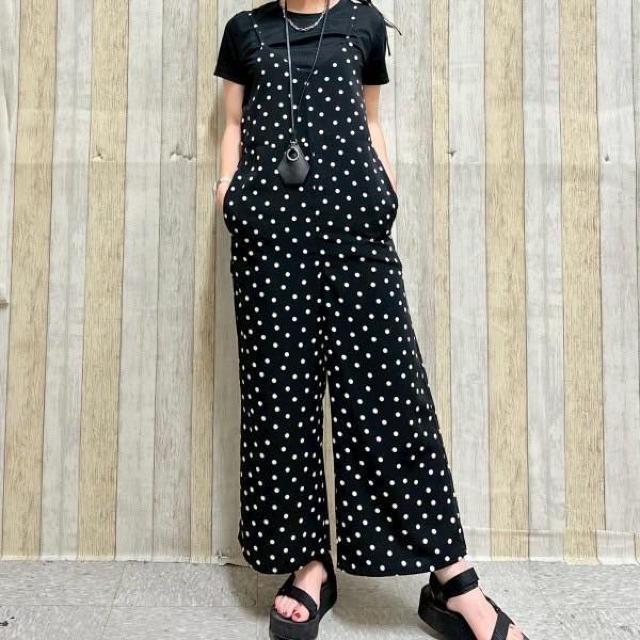 ◆GU/ジーユー◆GIRLサロペットパンツ★ブラック×ドット150cm*オールインワン*大人気アイテム♪ < ブランド  ◆GU/ジーユー◆GIRLサロペットパンツ★ブラック×ドット150cm*オールインワン*大人気アイテム♪  < ブランドの