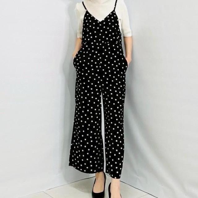◆GU/ジーユー◆GIRLサロペットパンツ★ブラック×ドット150cm*オールインワン*大人気アイテム♪ < ブランド  ◆GU/ジーユー◆GIRLサロペットパンツ★ブラック×ドット150cm*オールインワン*大人気アイテム♪ < ブランドの