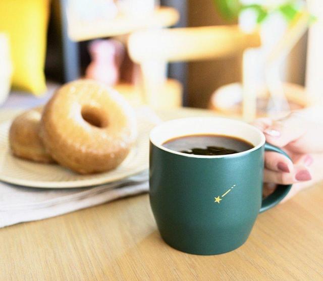 スターマグ★マグカップ★スターバックス限定★リワード限定★非売品★可愛い★コーヒーカップ★耐熱カップ★珈琲★新品未使用★送料無料 < インテリア/ライフ  スターマグ★マグカップ★スターバックス限定★リワード限定★非売品★可愛い★コーヒーカップ★耐熱カップ★珈琲★新品未使用★送料無料 < インテリア/ライフの