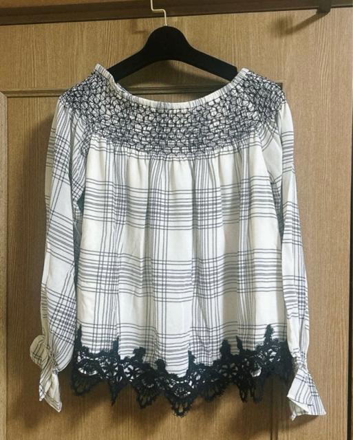 Delyle NOIR ItVgbvX  uh 