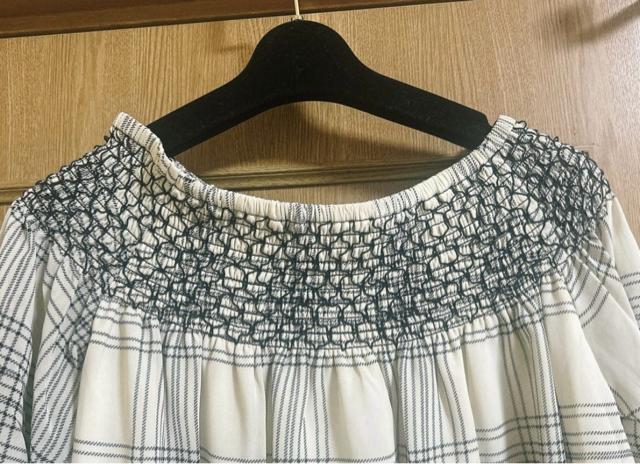 Delyle NOIR ItVgbvX  uh 