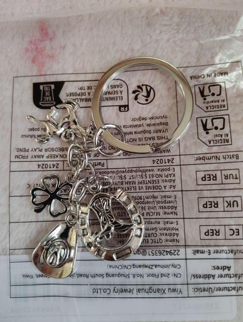 �E�G�X�^���� �n��&�J�E�{�[�C�n�b�g �L�[�z���_�[ �V���o�[�`���[��  �� �����t�@�b�V������ 