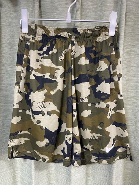 Nike ナイキ DRI-FIT ドライフィット カモフラージュ 迷彩柄 ハーフパンツ ショートパンツ サイズM カーキ系 迷彩 < ブランド Nike ナイキ DRI-FIT ドライフィット カモフラージュ 迷彩柄 ハーフパンツ ショートパンツ サイズM カーキ系 迷彩 < ブランドの
