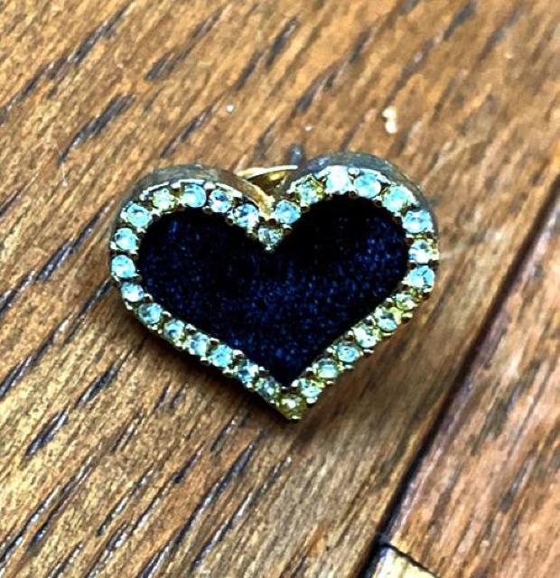 ハートピアス < 女性アクセサリー/時計  ハートピアス < 女性アクセサリー/時計の