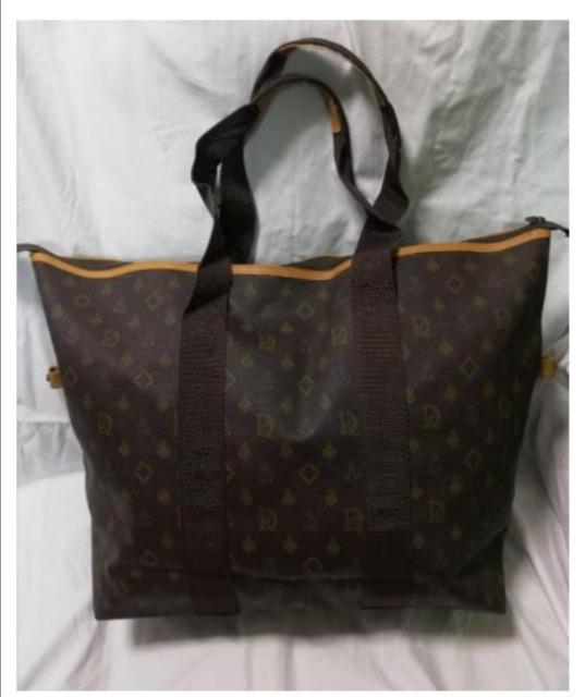 レア MILANO トートバッグ 大容量バッグ 美品 < 女性ファッション  レア MILANO トートバッグ 大容量バッグ 美品 < 女性ファッションの