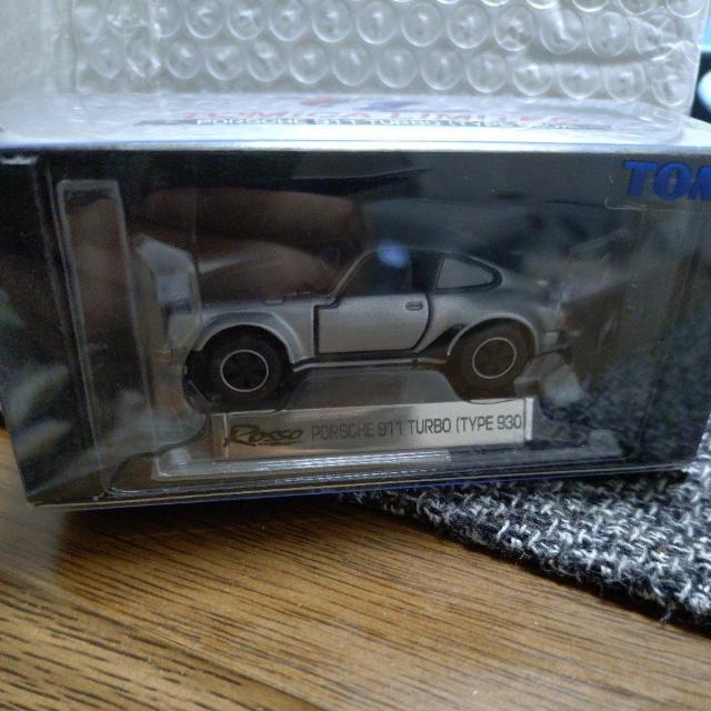 ~jJ[@g~J~ebh@|VF930^[{  zr[ 