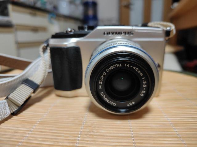 fWJ fW^J J IpX OLYMPUS PEN PL2 bNAbv { CeA   