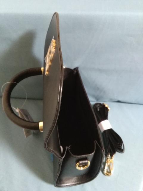 クロミ持ち手付きロングストラップショルダープレートバッグ ブラック < アニメ/コミック/キャラクター クロミ持ち手付きロングストラップショルダープレートバッグ ブラック < アニメ/コミック/キャラクターの