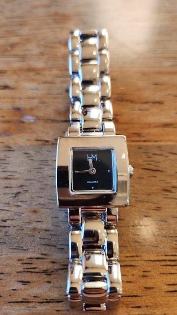 モリハナエ 時計 未使用 レディース < 女性アクセサリー/時計 モリハナエ 時計 未使用 レディース < 女性アクセサリー/時計の