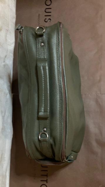 特価●OTTINO italy 本革ショルダートートグリーン 極美品高級通勤普段用ダブルファスナーポケット充実 < 男性ファッション  特価●OTTINO italy 本革ショルダートートグリーン 極美品高級通勤普段用ダブルファスナーポケット充実 < 男性ファッションの