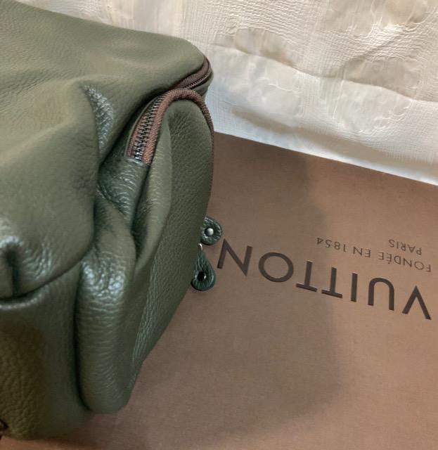 特価●OTTINO italy 本革ショルダートートグリーン 極美品高級通勤普段用ダブルファスナーポケット充実 < 男性ファッション  特価●OTTINO italy 本革ショルダートートグリーン 極美品高級通勤普段用ダブルファスナーポケット充実 < 男性ファッションの