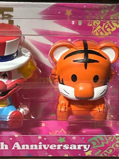 【稀少】北電子非売品 ジャグラー 25周年記念 オリジナルフィギュア(ツノっち、ピエロ、とらっぴ) < ホビー  【稀少】北電子非売品 ジャグラー 25周年記念 オリジナルフィギュア(ツノっち、ピエロ、とらっぴ) < ホビーの