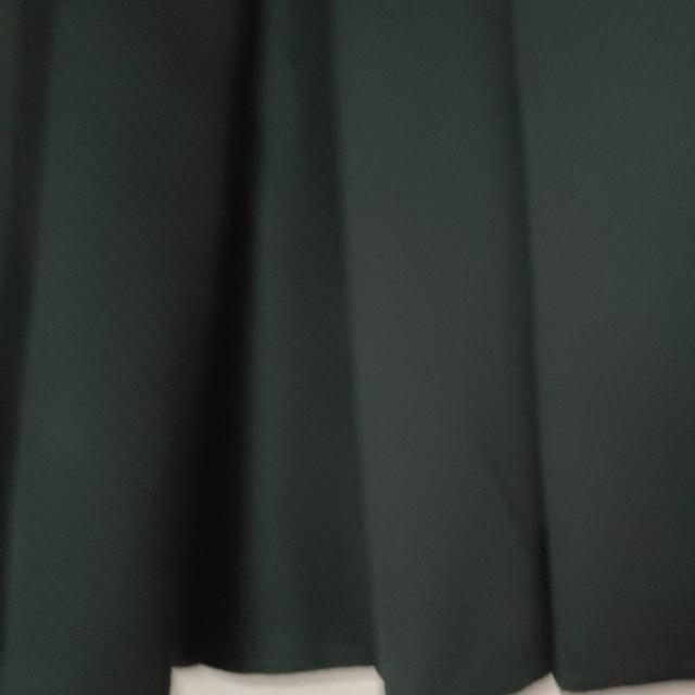 ケティ ダークグリーン フレアスカート ひざ丈 < 女性ファッション ケティ ダークグリーン フレアスカート ひざ丈 < 女性ファッションの