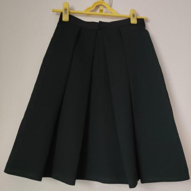 ケティ ダークグリーン フレアスカート ひざ丈 < 女性ファッション ケティ ダークグリーン フレアスカート ひざ丈 < 女性ファッションの