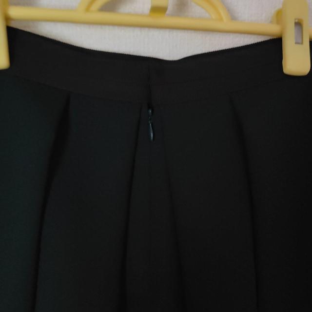 ケティ ダークグリーン フレアスカート ひざ丈 < 女性ファッション ケティ ダークグリーン フレアスカート ひざ丈 < 女性ファッションの