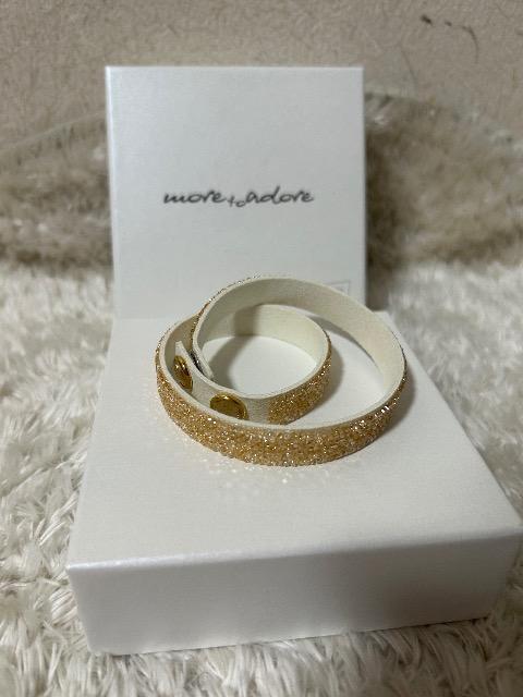 �V�imore to adore��SWAROVSKI�u���X���b�g