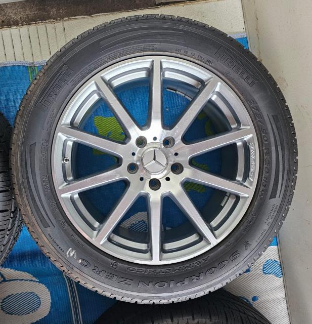 メルセデスAMG W463A Gクラス G63 純正 20in 9.5J+35 PCD130タイヤ付き4本セツトピレリ SCORP < 自動車/バイク メルセデスAMG W463A Gクラス G63 純正 20in 9.5J+35 PCD130タイヤ付き4本セツトピレリ SCORP < 自動車/バイク