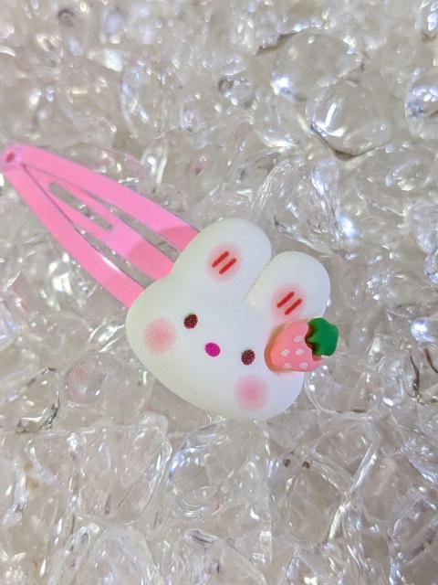 *HM*『苺リボン☆ウサギ@』☆ヘアピン < キッズ/ベビー  *HM*『苺リボン☆ウサギ@』☆ヘアピン < キッズ/ベビーの