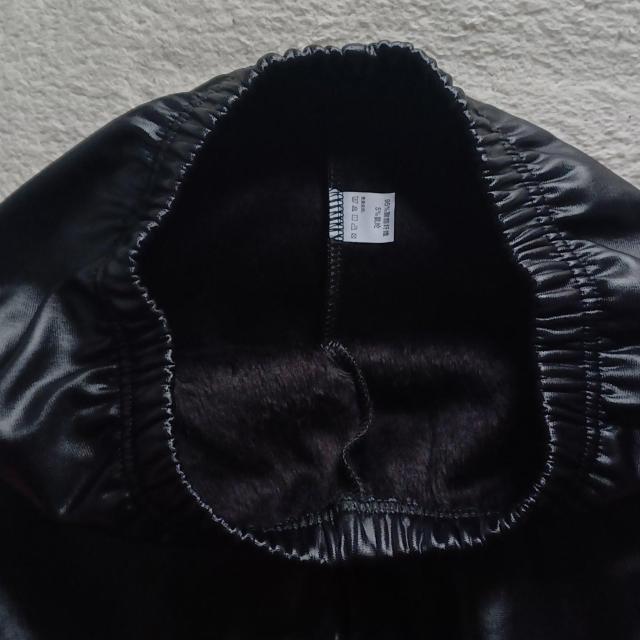 ★裏地ベロア裏起毛ぽかぽか暖か柔らかウエストゴム楽チン♪黒ブラック合皮フェイクレザーお洒落カッコよストレッチスキニーレギンスパンツ < 女性ファッション ★裏地ベロア裏起毛ぽかぽか暖か柔らかウエストゴム楽チン♪黒ブラック合皮フェイクレザーお洒落カッコよストレッチスキニーレギンスパンツ < 女性ファッションの