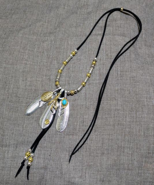 インディアンジュエリー★フェザー3連ネックレス★メディスンホイール★パイプビーズ★新品未着用★男女兼用★送料無料★クーポン < 男性アクセサリー/時計 インディアンジュエリー★フェザー3連ネックレス★メディスンホイール★パイプビーズ★新品未着用★男女兼用★送料無料★クーポン < 男性アクセサリー/時計の