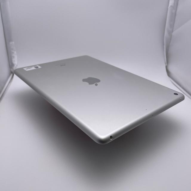 S 92% iPad 8 第8世代 32 GB Wi-Fi シルバー 本体 < PC本体/周辺機器 S 92% iPad 8 第8世代 32 GB Wi-Fi シルバー 本体 < PC本体/周辺機器の