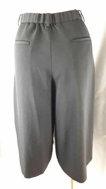 ★ユニクロ★ガウチョパンツ★M★黒★涼しい!! < 女性ファッション  ★ユニクロ★ガウチョパンツ★M★黒★涼しい!! < 女性ファッションの