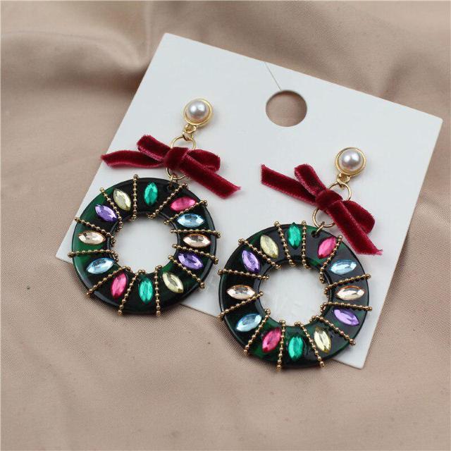 新品FOREVER21アンティーク調可愛いMIXカラーストーンピアス < ブランド  新品FOREVER21アンティーク調可愛いMIXカラーストーンピアス < ブランドの