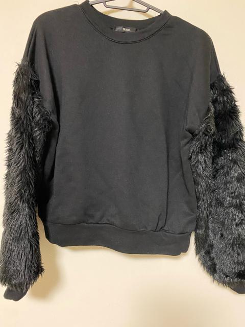 匿名配送 duras  トレーナー ブラック ボリューム袖 < 女性ファッション  匿名配送 duras  トレーナー ブラック ボリューム袖  < 女性ファッションの