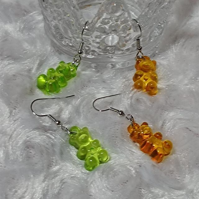 新品★可愛いベアフックピアス/オレンジ+ライトグリーン < 女性アクセサリー/時計  新品★可愛いベアフックピアス/オレンジ+ライトグリーン  < 女性アクセサリー/時計の