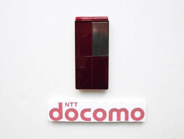 安心の初期不良10日保証/無期限ロック保証付♪未使用品☆F-04A:レッド:本体のみ < 家電/AV  安心の初期不良10日保証/無期限ロック保証付♪未使用品☆F-04A:レッド:本体のみ < 家電/AVの