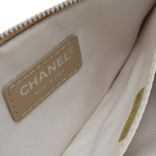 ◆ 本物 新品同様 ◆ CHANEL シャネル ニュートラベルライン ポーチ 小物入れ ベージュ Gカード 箱 人気 A17676 < ブランド  ◆ 本物 新品同様 ◆ CHANEL シャネル ニュートラベルライン ポーチ 小物入れ ベージュ Gカード 箱 人気 A17676 < ブランドの