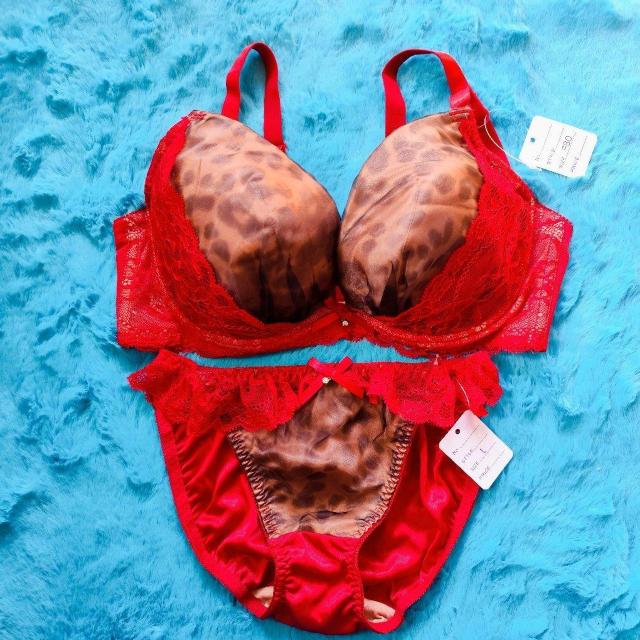 透け感オーガンジーシフォンが激Sexy。。。F80×L。。レオパード柄ブラジャー&ショーツセット。。グラマー大きいサイズ。ヒョウ柄 < 女性ファッション  透け感オーガンジーシフォンが激Sexy。。。F80×L。。レオパード柄ブラジャー&ショーツセット。。グラマー大きいサイズ。ヒョウ柄  < 女性ファッションの