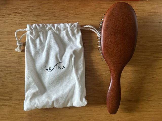 レフィーナ ヘアブラシ 豚毛 ヘッドスパニスト監修 ラウンド型Pro < ヘルス/ビューティー レフィーナ ヘアブラシ 豚毛 ヘッドスパニスト監修 ラウンド型Pro < ヘルス/ビューティーの